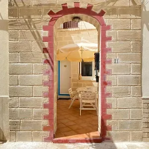{ Casuzza Curatolo } 30 M Dal Centro. Favignana